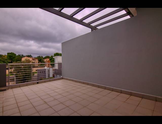 2 BEDROOM APARTMENT TO LET IN MORNINGSIDE